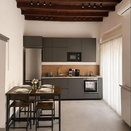 Borgovico Modern Romantic Διαμέρισμα Όπως