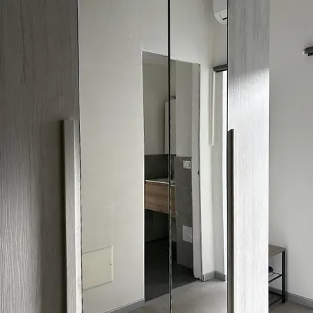 Borgovico Modern Romantic Διαμέρισμα *